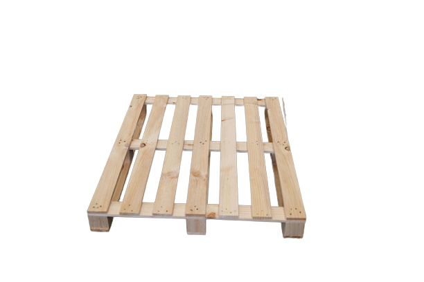 Solid wood pallet